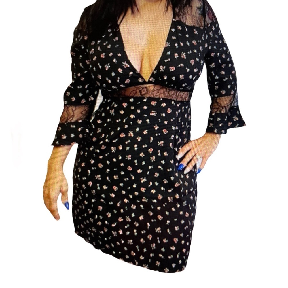 HONEY BELLE LADIED DRESS BLACK FLORAL MINI  w/LACE DETAILS  LARGE NWT